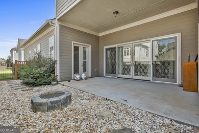 Enjoy peaceful lake and fountain park views directly from the - photo 31