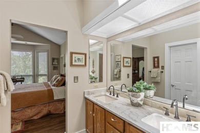 Charming Burlingame home with a brand-new roof, just a short - photo 36