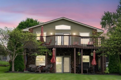Lake Front with Private Dock - Lake Home For Sale in London, Ohio