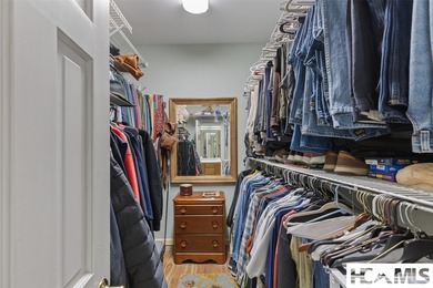 Charming Burlingame home with a brand-new roof, just a short - photo 41