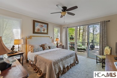 Charming Burlingame home with a brand-new roof, just a short - photo 44
