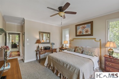 Charming Burlingame home with a brand-new roof, just a short - photo 46