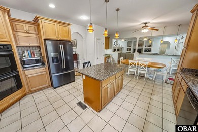 Fall in love with this canal-front estate on a rare 1.35-acre - photo 10