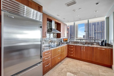 DIRECT OCEANFRONT CORNER WRAP-AROUND BALCONY RITZ CARLTON - photo 8