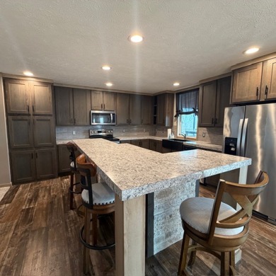 REDUCED! 21 Acres Near Lake! Like New 4 Bed/2 bath. - photo 30