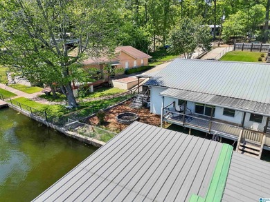 Stunning Lakefront Property on Lay Lake Discover your dream - photo 3