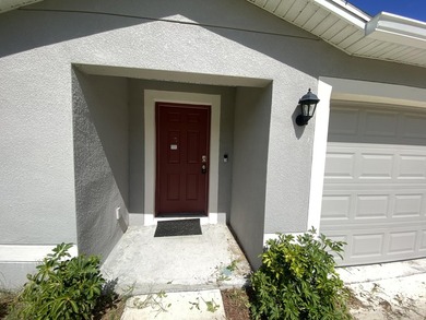 Fantastic newer CBS home located in Lakewood Park, large lot - photo 2