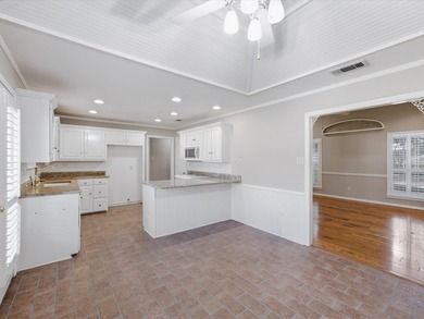 Nestled on over a third of an acre in a quiet cul-de-sac, this - photo 9