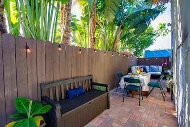 Casa Poinsettia, a design led Spanish Revival retreat in - photo 27