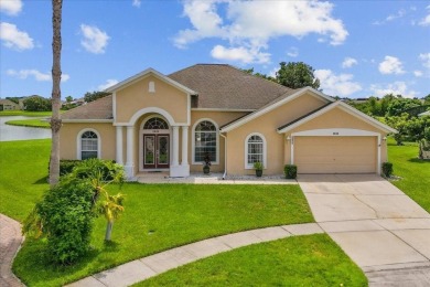 Lake Tohopekaliga Home For Sale in Kissimmee Florida