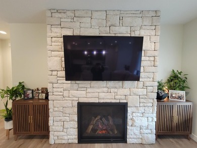 QUALITY CUSTOM BUILT HOME in 2022. THIS home is better than new - photo 7