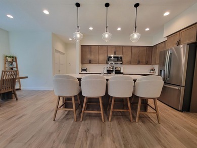 QUALITY CUSTOM BUILT HOME in 2022. THIS home is better than new - photo 9
