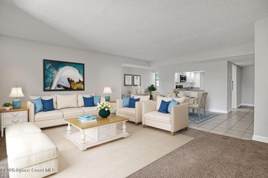 RIVERFRONT LIVING AT ITS FINEST! This stunning ground floor - photo 12