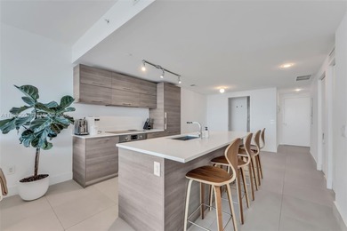 Spectacular unit at the Iconic Paraiso Bay Condo! Stunning