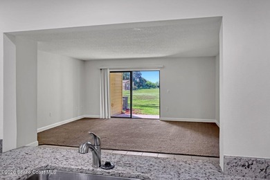 RIVERFRONT LIVING AT ITS FINEST! This stunning ground floor - photo 20