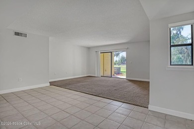 RIVERFRONT LIVING AT ITS FINEST! This stunning ground floor - photo 21