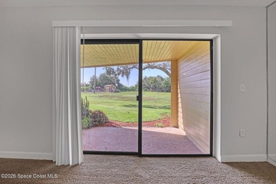 RIVERFRONT LIVING AT ITS FINEST! This stunning ground floor - photo 24