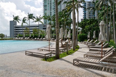 Spectacular unit at the Iconic Paraiso Bay Condo! Stunning