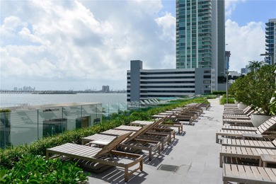 Spectacular unit at the Iconic Paraiso Bay Condo! Stunning