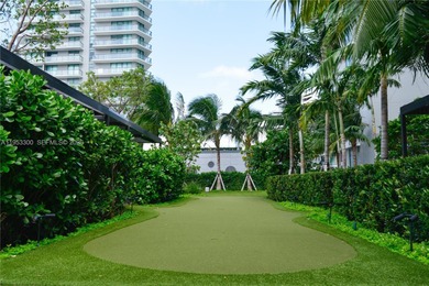 Spectacular unit at the Iconic Paraiso Bay Condo! Stunning