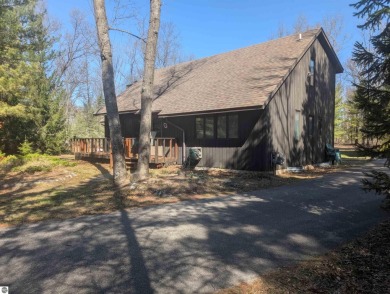 (private lake, pond, creek) Home Sale Pending in Alger Michigan