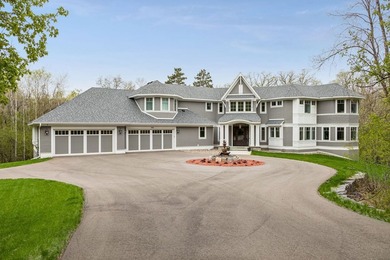 A remarkable Charles Cudd masterpiece set on 10 wooded acres in - photo 3