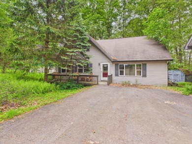 Lake Home For Sale in Pocono Lake, Pennsylvania