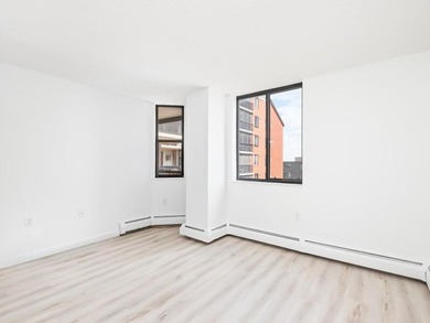 Enjoy bright mornings in this beautifully updated east-facing - photo 16