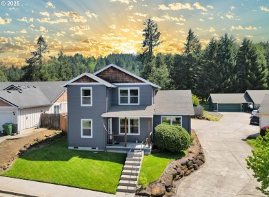Lake Home For Sale in Cottage Grove, Oregon
