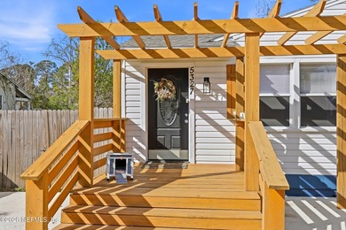 Assumable VA loan! Welcome home to this well maintained - photo 2