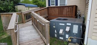 Welcome to Cranberry Run's 55+ Adult Community! This spacious 1 - photo 11