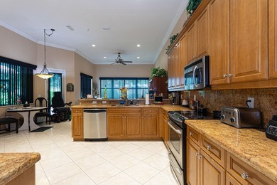 Exceptional cul-de-sac lot. This meticulously designed Roma - photo 18