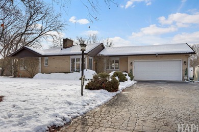 Chain O Lakes - Redhead Lake Home For Sale in Ingleside Illinois