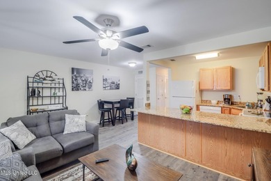 Your Coastal Getaway Awaits! Step into this charming 1-bedroom - photo 5