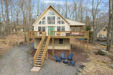 Lake Home For Sale in Pocono Lake, Pennsylvania