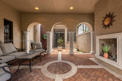 Experience luxury living in the prestigious Parkland Golf & - photo 4