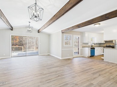 Welcome to this beautifully updated 3-bedroom, 2-bath home - photo 7