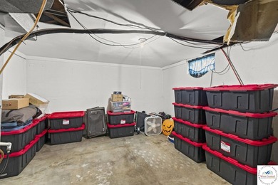 This well-cared-for 4 bedroom, 2 bathroom Warsaw home sits on a - photo 28