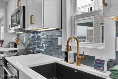 Completely gutted and renovated waterfront Banks Channel condo - photo 8