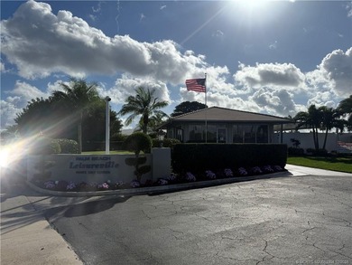 Welcome to carefree South Florida living! This charming one - photo 13