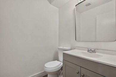 Stylish updates, modern finishes, 2019 Roof and an unbeatable - photo 13