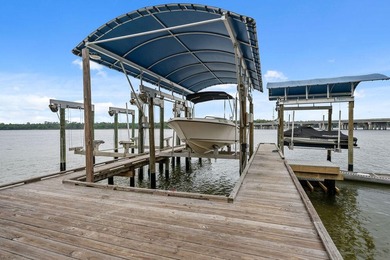 This is the waterfront lifestyle so many dream about, truly a - photo 14