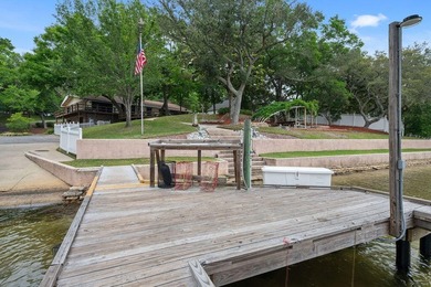 This is the waterfront lifestyle so many dream about, truly a - photo 15