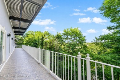 Perched high above Staten Island with breathtaking panoramic - photo 15