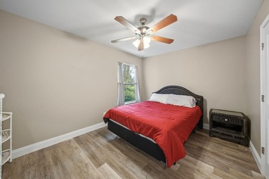 Charming home in desirable Lynn Haven, just minutes from the - photo 19