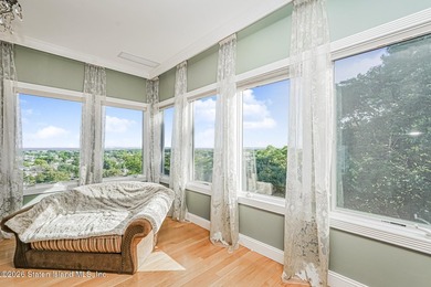 Perched high above Staten Island with breathtaking panoramic - photo 19