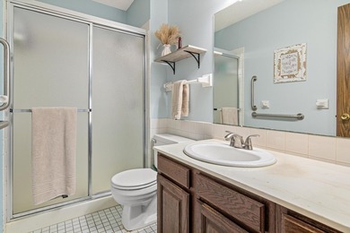 Enjoy the comfort and convenience of true main-level living in - photo 21