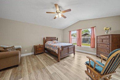 Charming home in desirable Lynn Haven, just minutes from the - photo 25