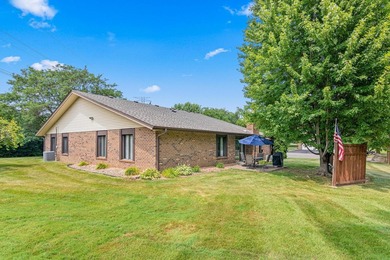 Enjoy the comfort and convenience of true main-level living in - photo 25