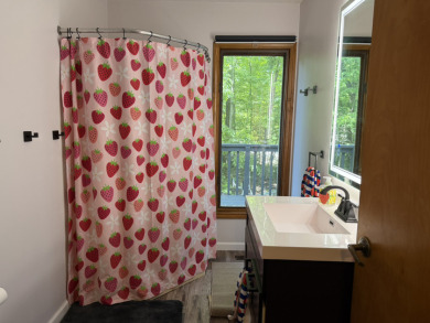 Waterfront 3 br 2.5 bath home - photo 21